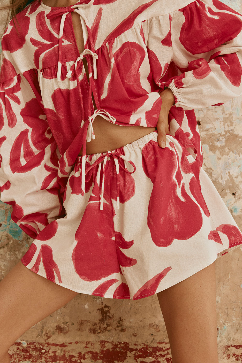 Elegant Ada Floral Mina Shorts for Relaxed Vacations