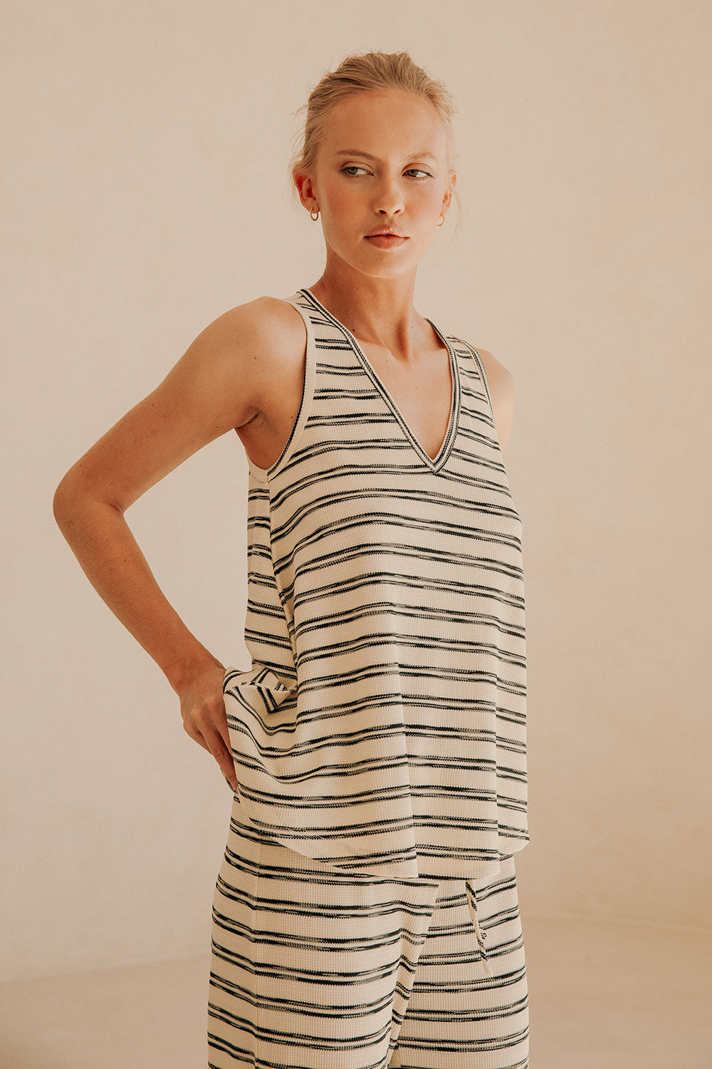 Cosy Striped Lana Top with V Neck and A - line Hem