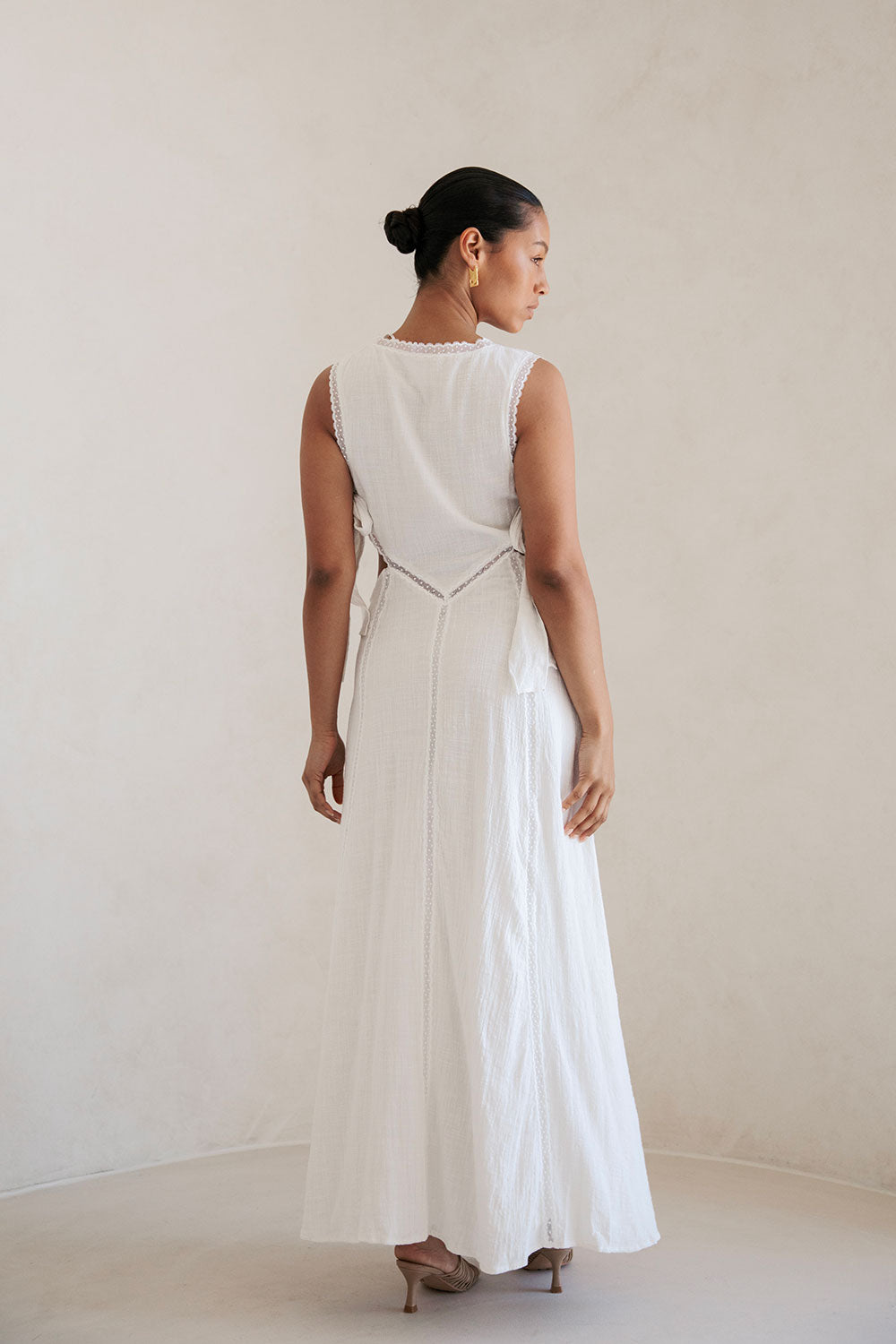 Unique Aurelia Sample Dress for Personal Style