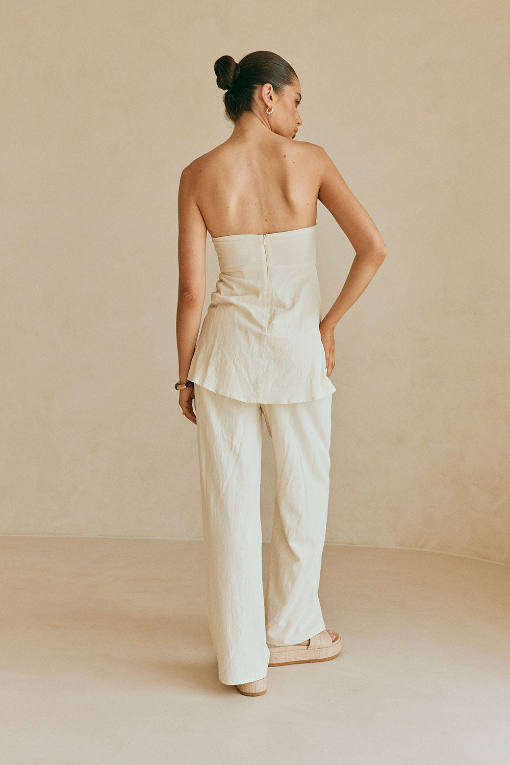 Sample Fashionable Serena Women's Top