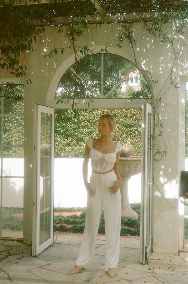 Exquisite Luxury White Moorea Silk Pants for Fashionable Wear