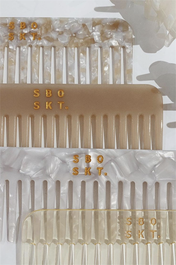 Stylish Transparent Yellow Acrylic Hair Comb with Gold SBO SKT Detailing