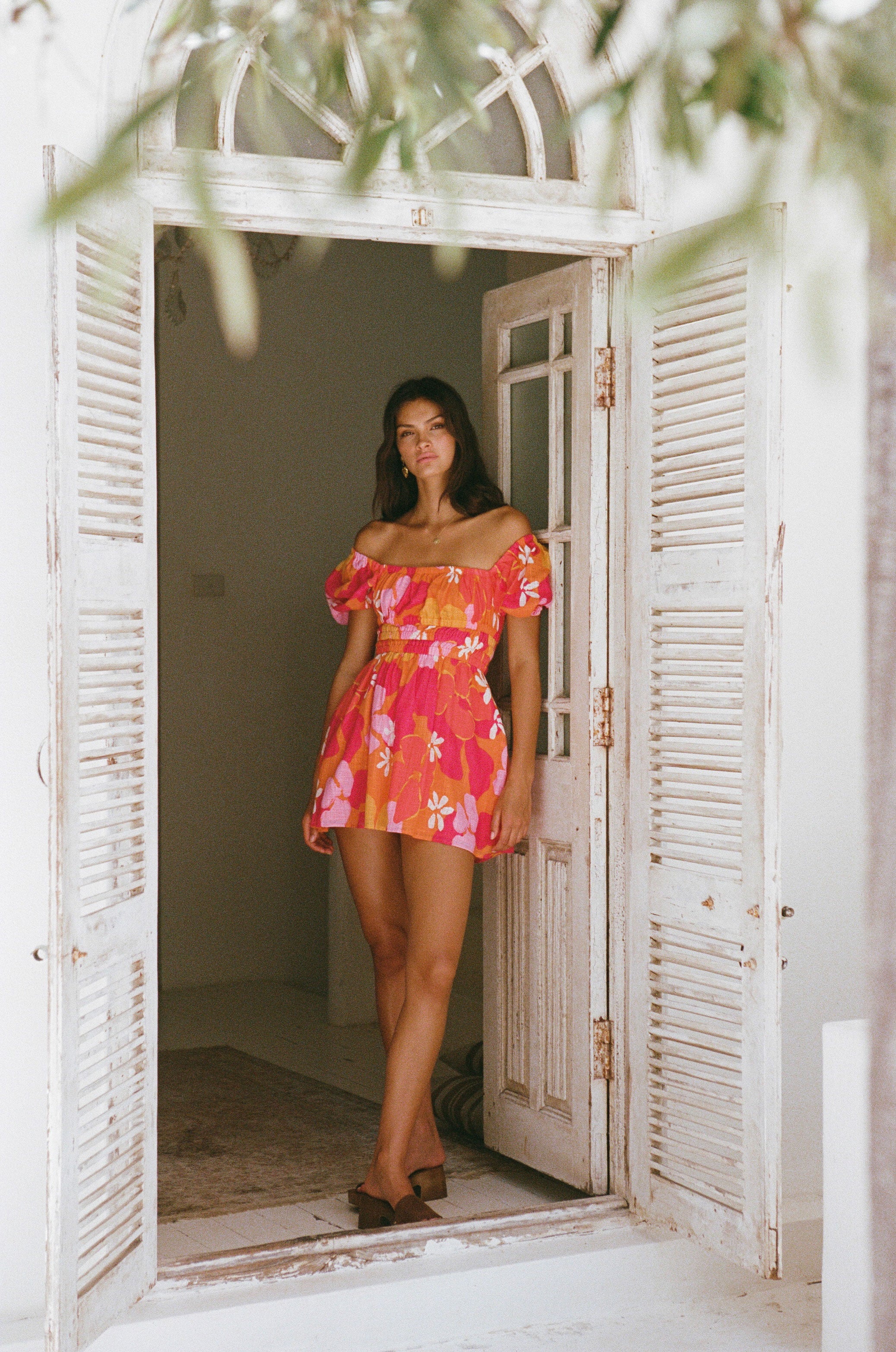 Amiyah Women's Babydoll Vacation Dress with Remi Sunset Print