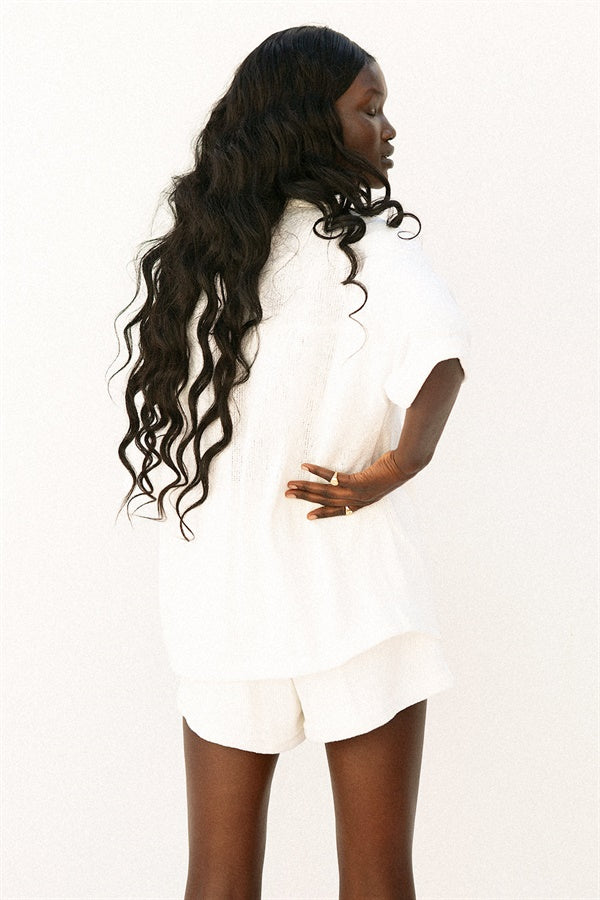 Chic White Knitted Kase Top for Vacation Look