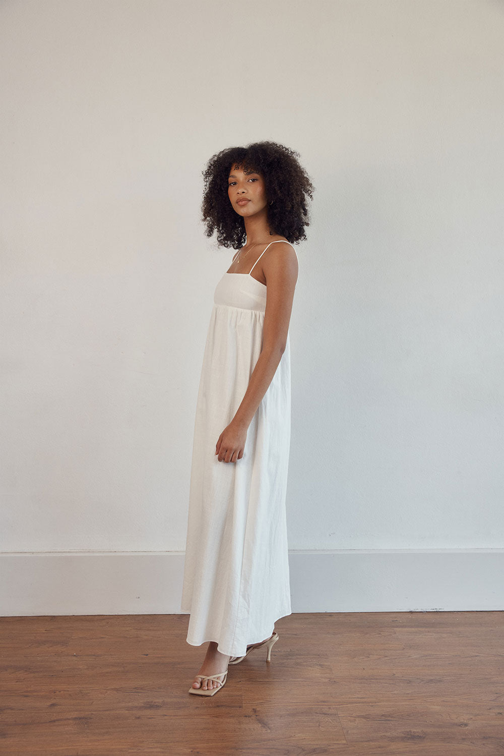 Stylish Women's White Azaria Cotton Dress for Effortless Elegance