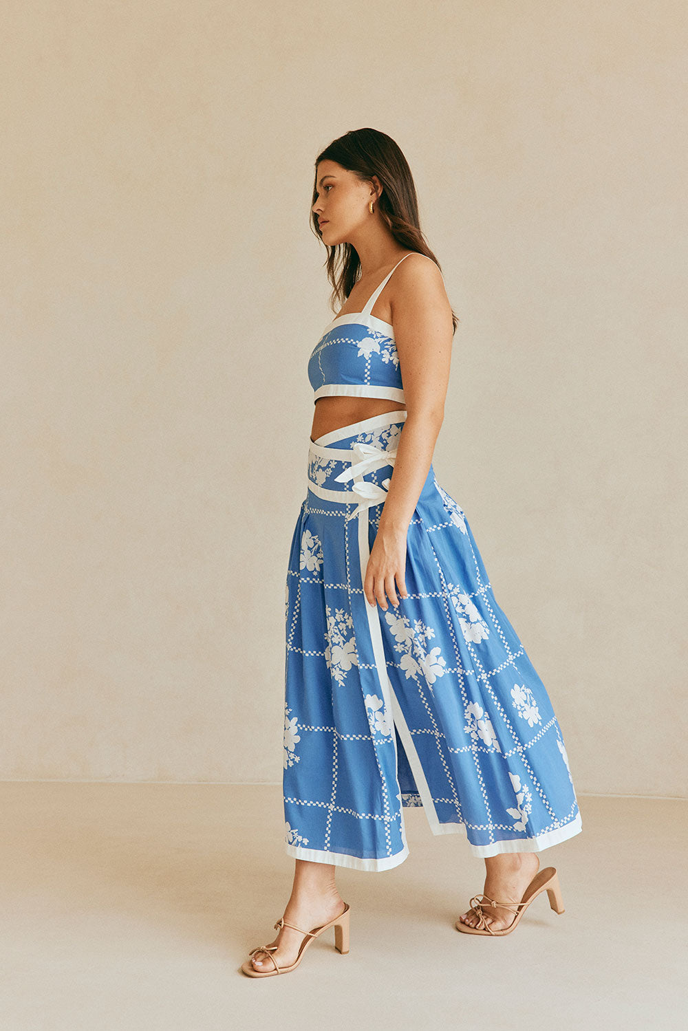 Charming Estelle Midi Skirt with Exclusive Check Flower Print