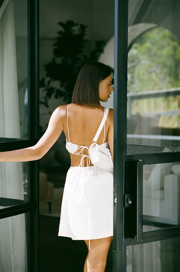 Backless Women's Viviana Evening Dress Made of Natural Cotton Broiderie Fabric
