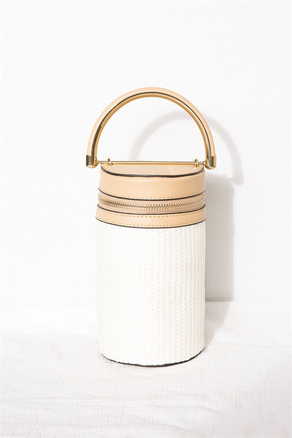Exclusive Kult Woven Cream Barrel-Shaped Barrel Bag
