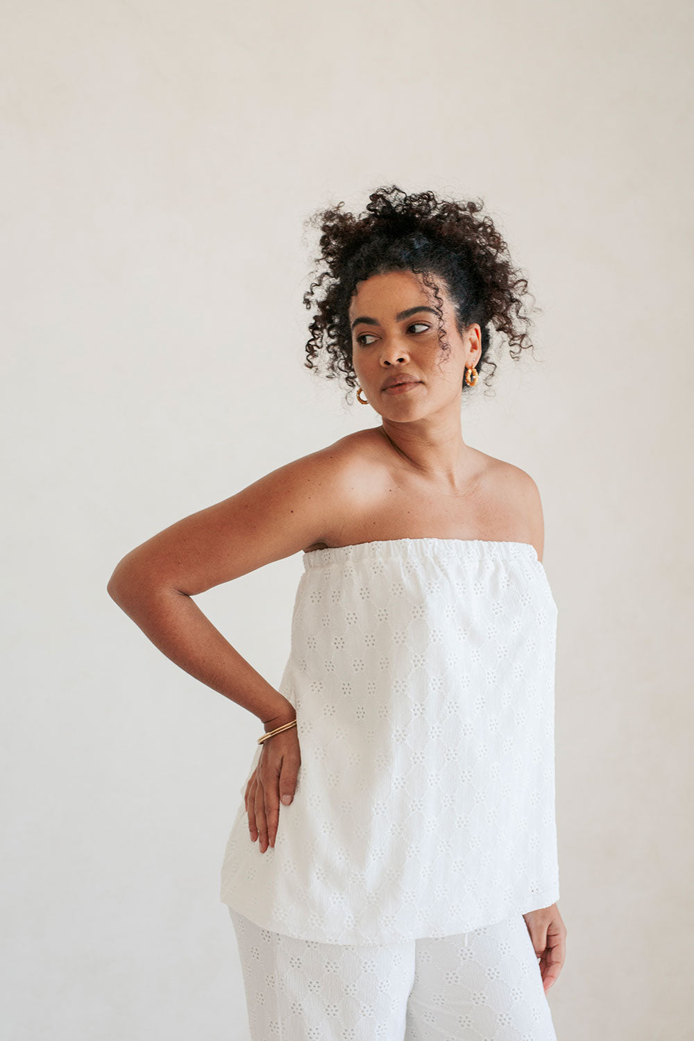 White Ellira Women's Fashionable Strapless Top