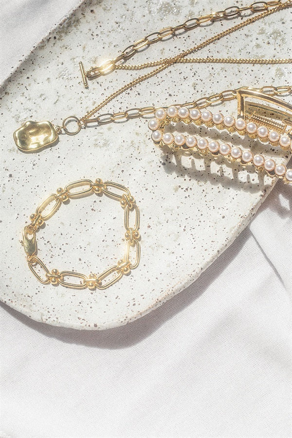 Stylish Gold-Toned Cel Oval Link Bracelet with Clasp for Stacking
