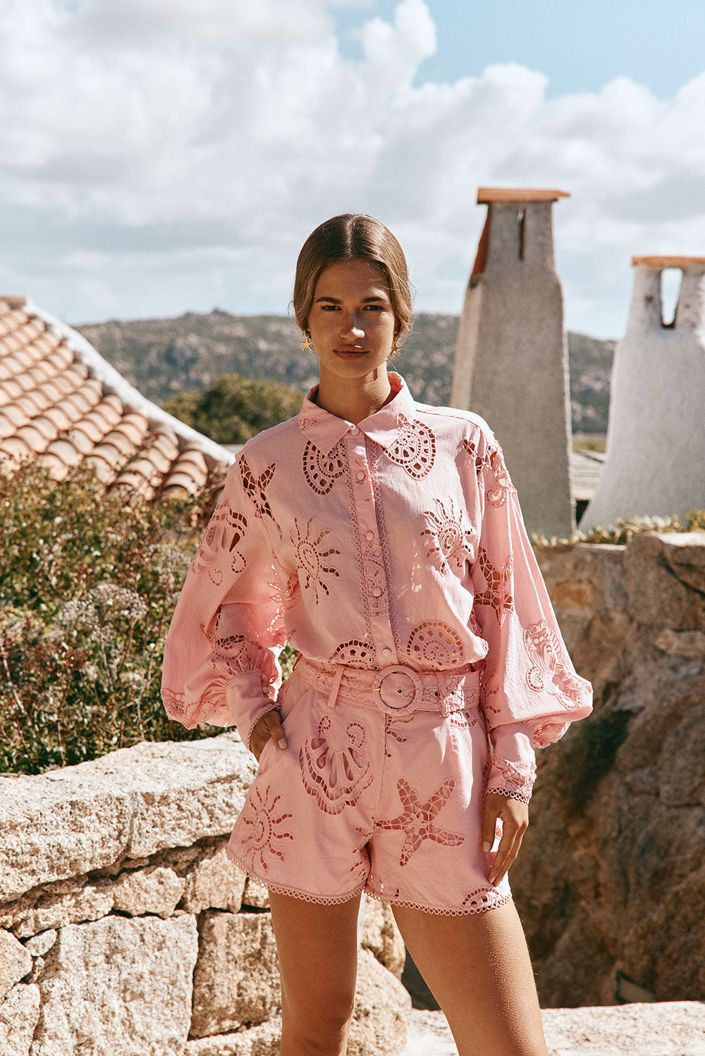 Stylish Carilo Shorts in Delicate Corallo Rosa Color