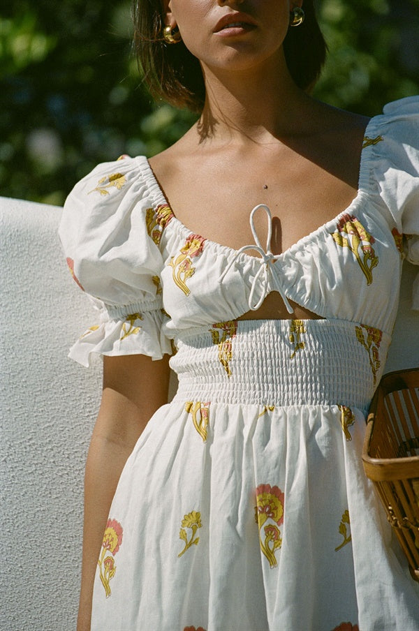 Stylish Moxxi Linen-Cotton Blend Dress with Sunset Floral Print