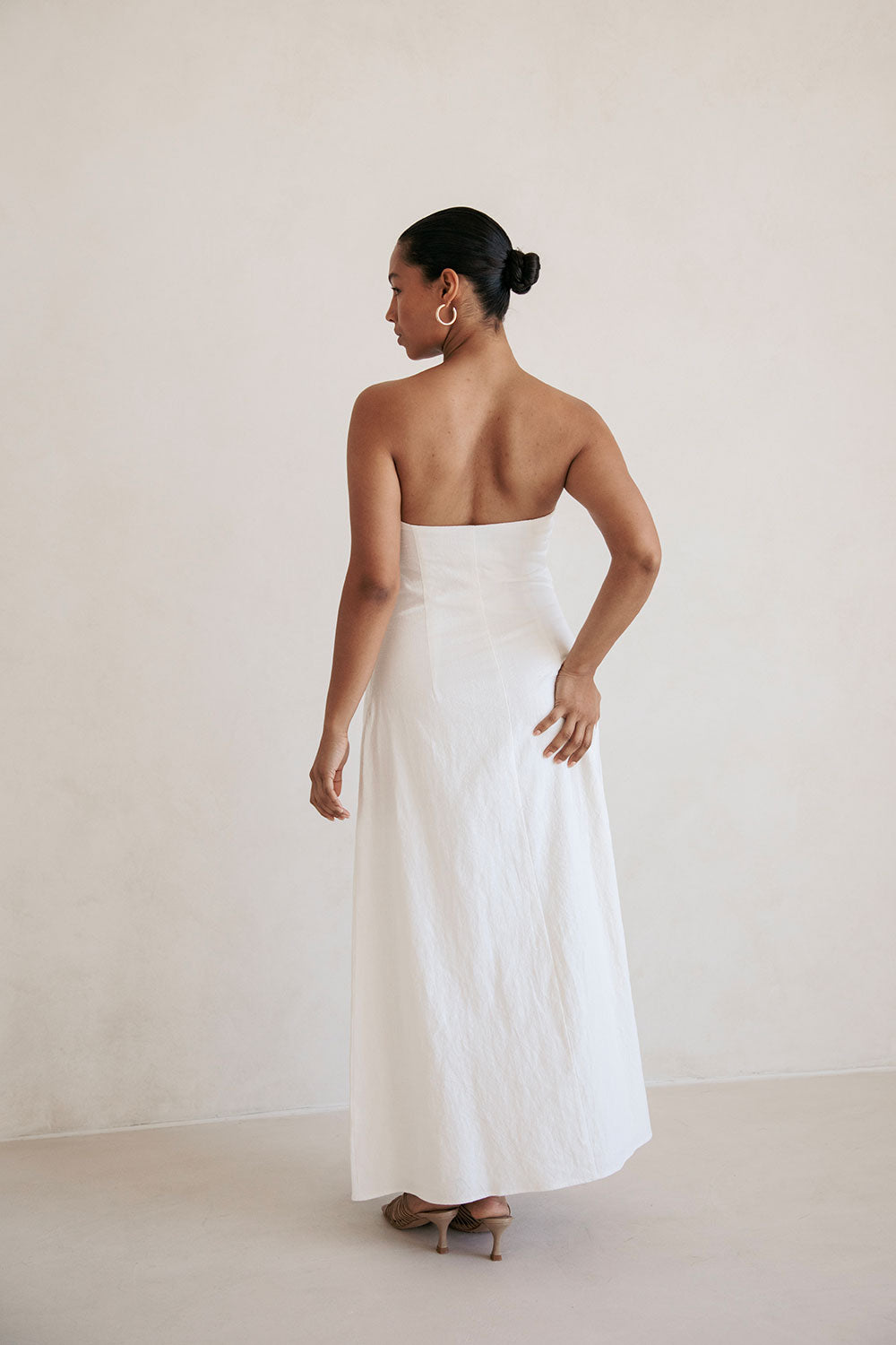 Unique White Estella Sample Dress - Perfect Size S
