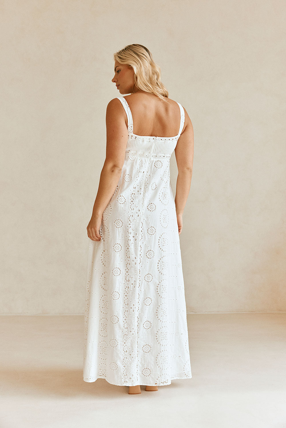 Feminine Vintage-Inspired White Cotton Gia Maxi Dress