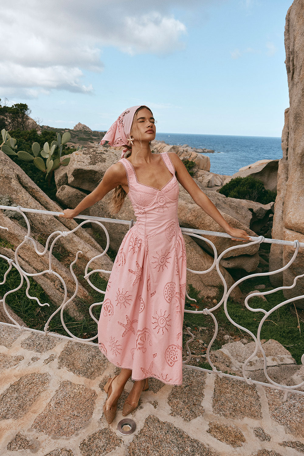 Exquisite Corallo Rosa Biarritz Linen-Cotton Blend Dress