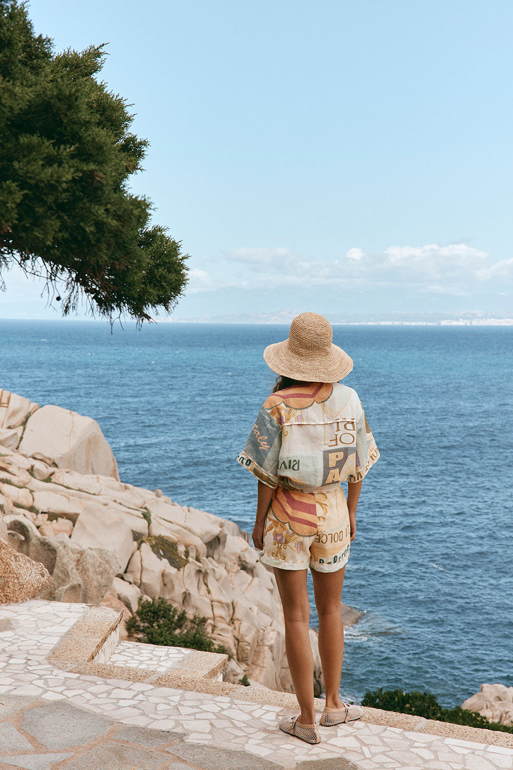 ZĀCO Exclusive Fiorire Acqua Printed Portofino Linen High - Waisted Summer Shorts
