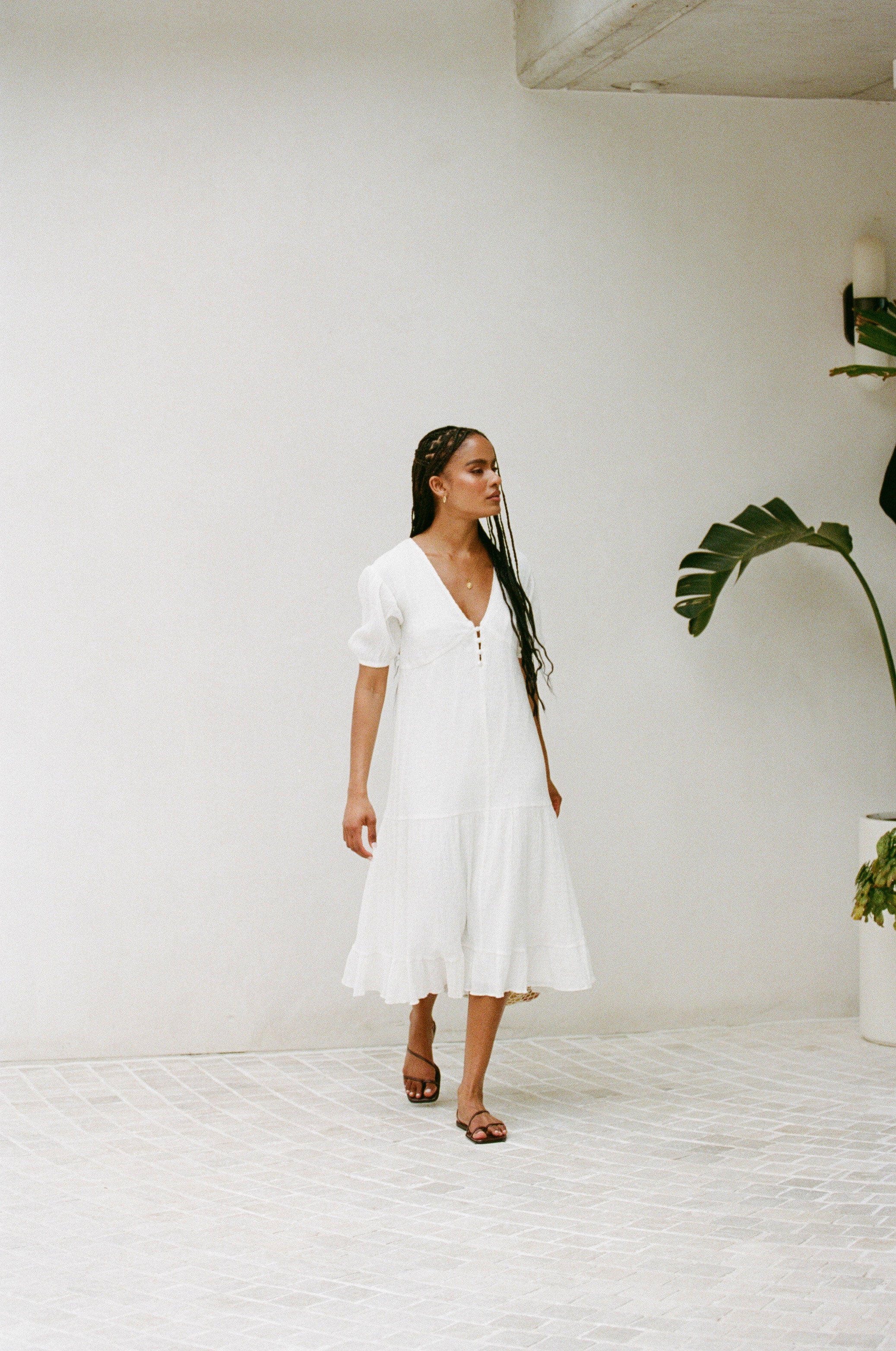 Exclusive White Vittoria Maxi Dress - Sample with a Unique Touch