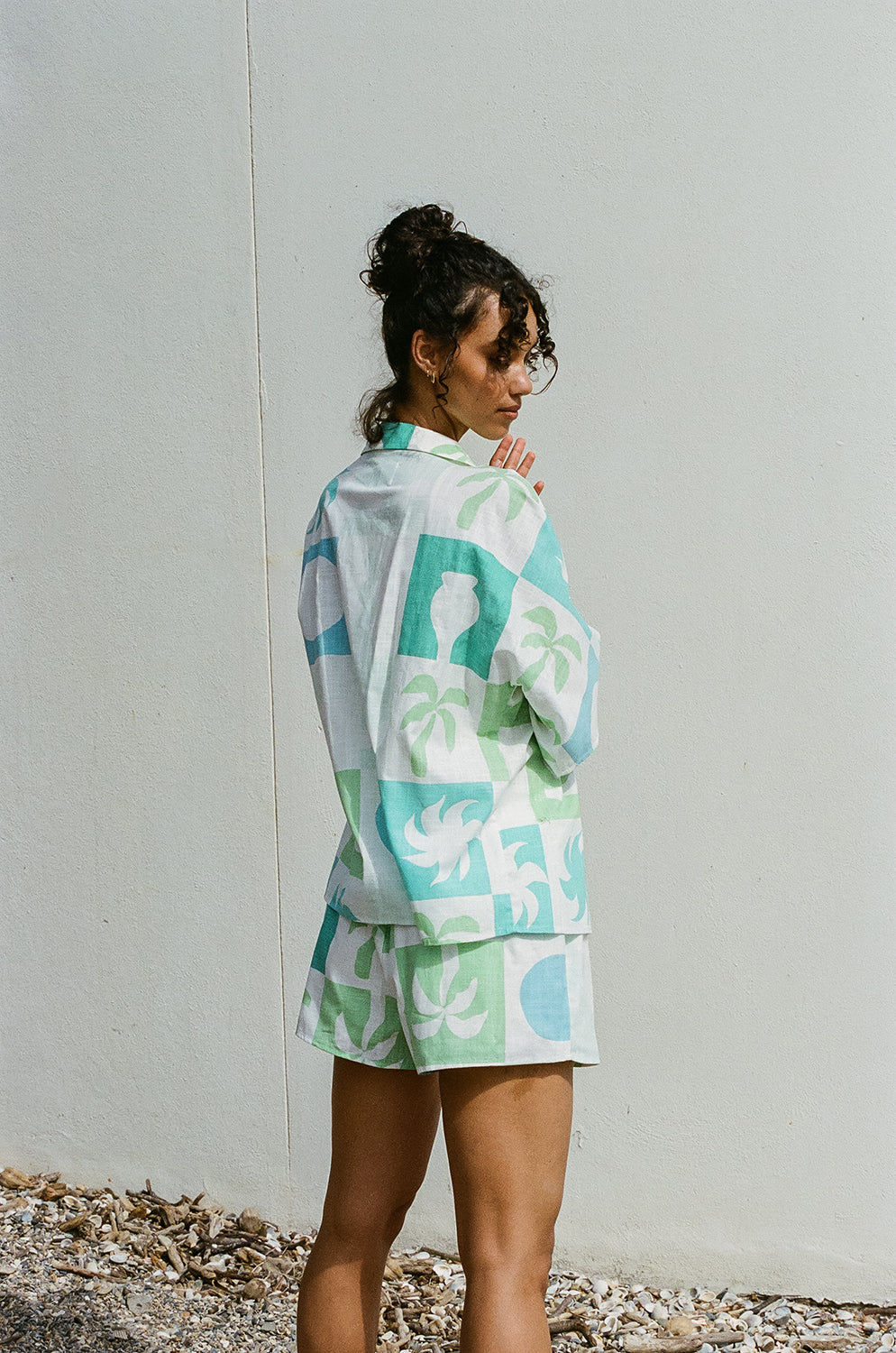Stylish Seona Women's Top in Palm Tile Breeze Pattern