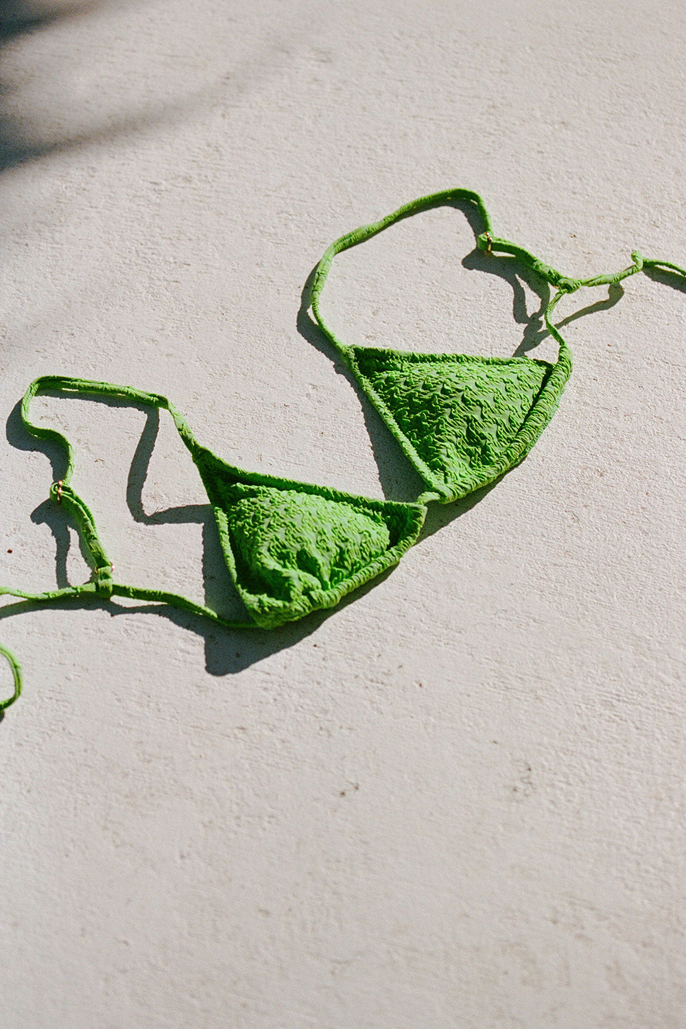 Sabo Exclusive Joni Adjustable Straps Micro Tri Top in Bold Green