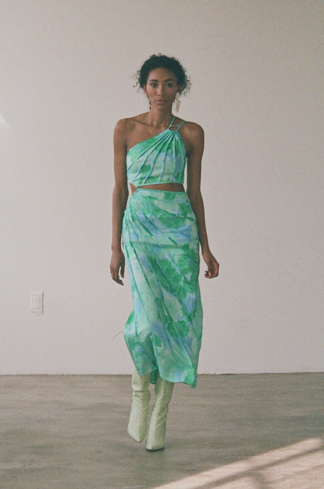 Exclusive Blue Gerbera Jaliyah Dress - A Unique Sample