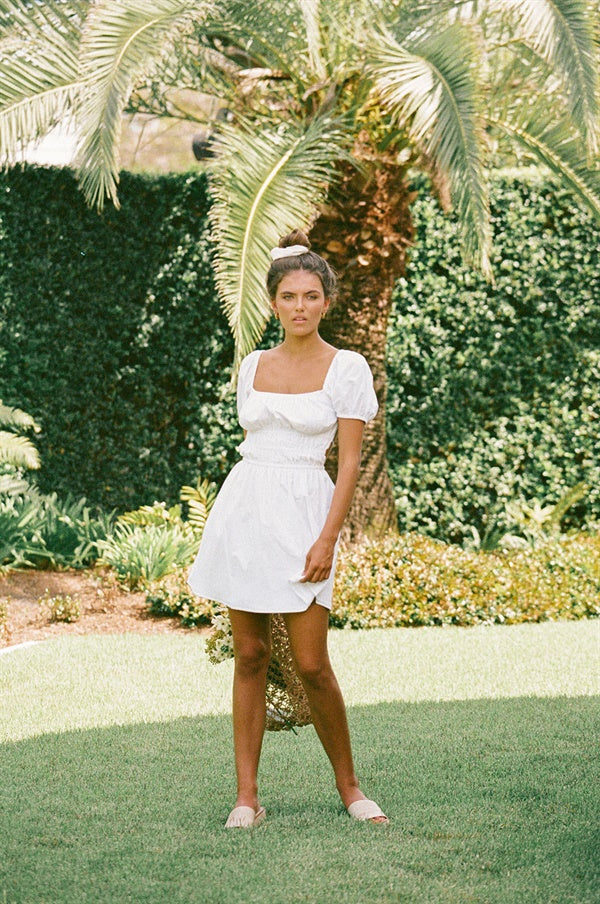 Unique White Yasmin Sample Dress with a Special Touch