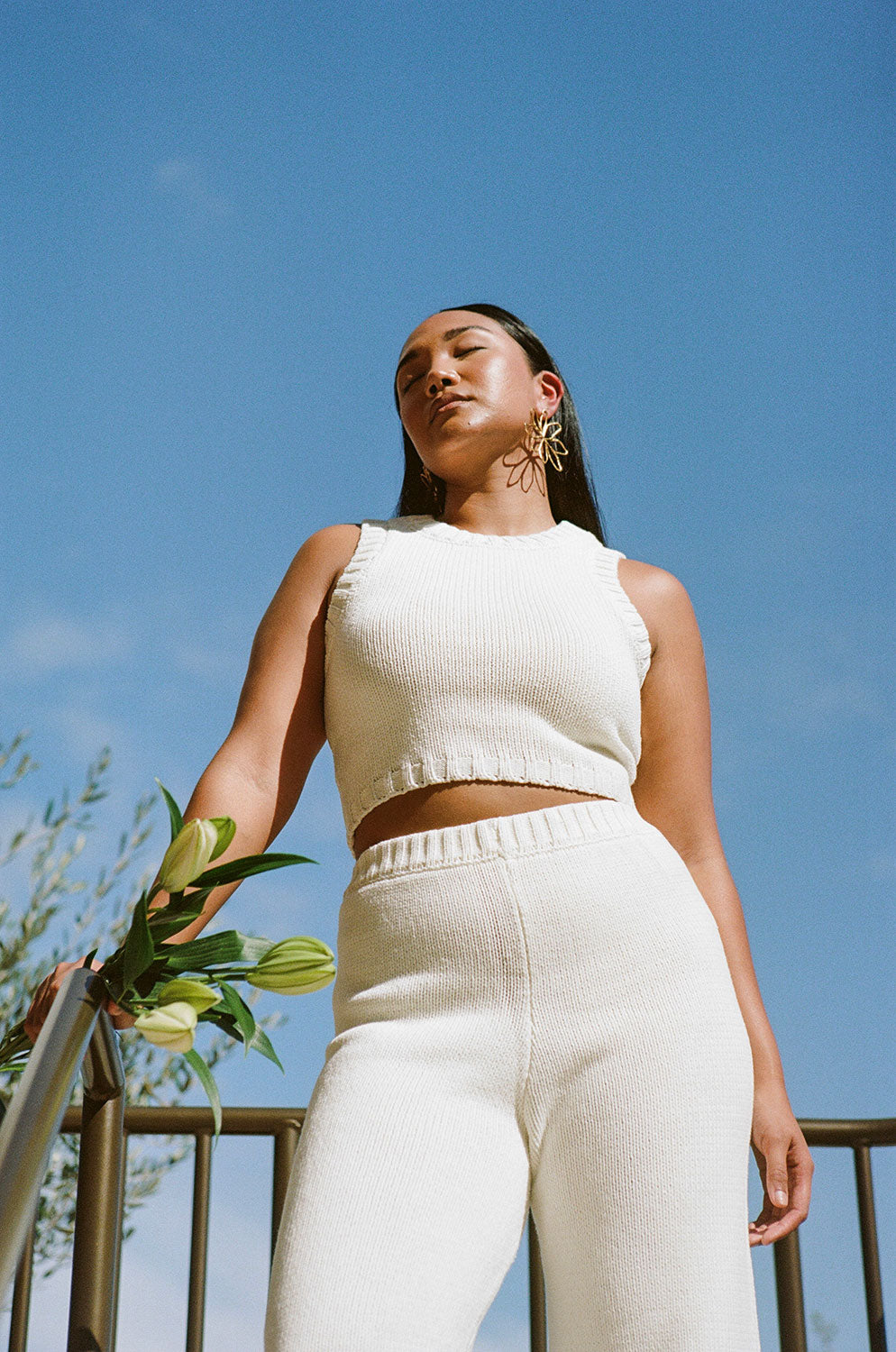 Stylish White Cropped Yukio Cotton Blend Knit Top