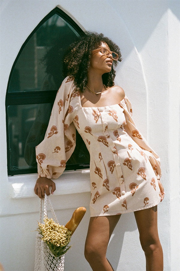 Unique Ivana Sample Dress with a Distinctive Mark