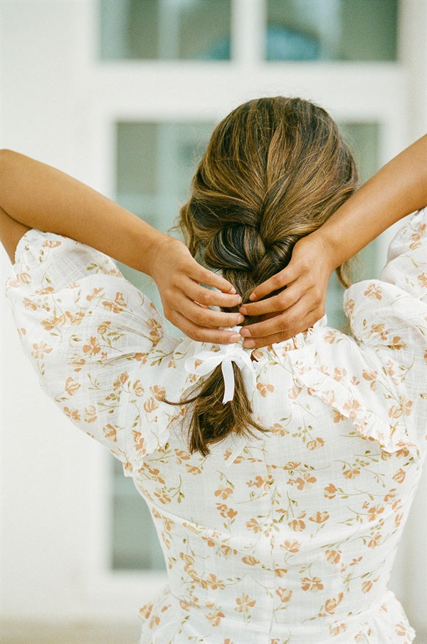 Exclusive Petite Gisele Dress with Spring Buttercup Floral Print