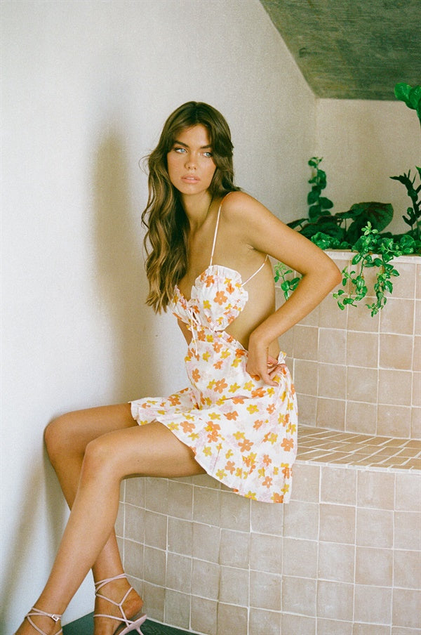 Exclusive Orange Daisy Print Backless Elina Cotton Voile Dress