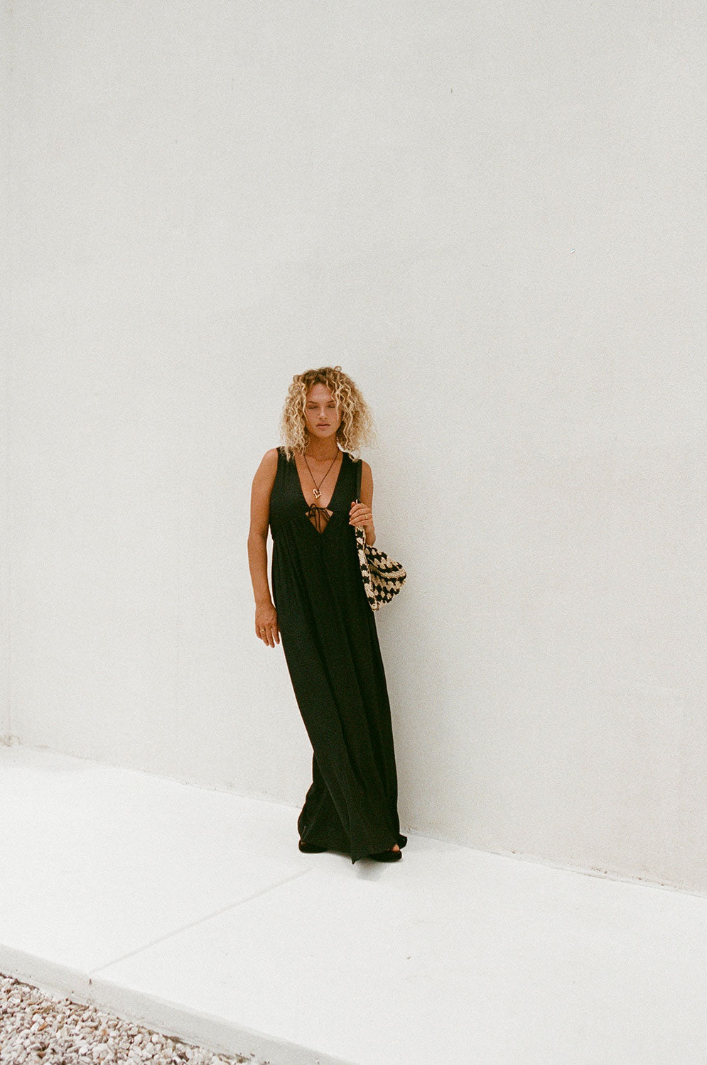 Elegant Black Hara Chiffon-feel Maxi Dress