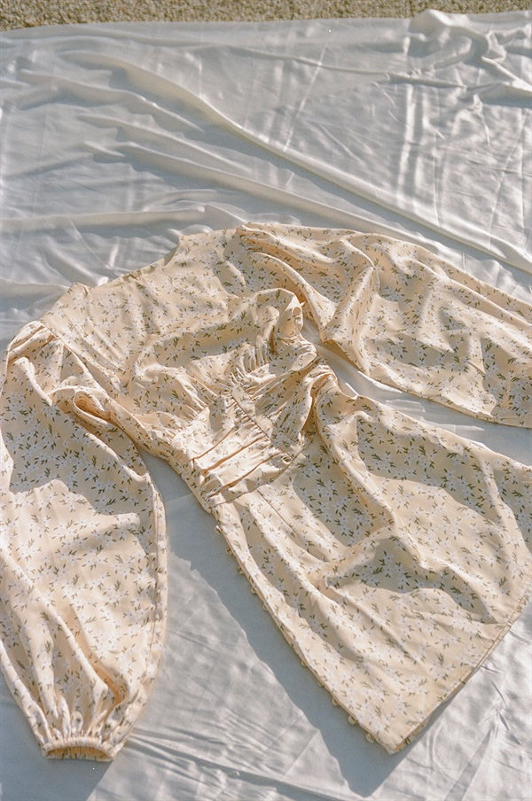 Silky Tamara Women's Sample Dress - A Unique Fashion Piece