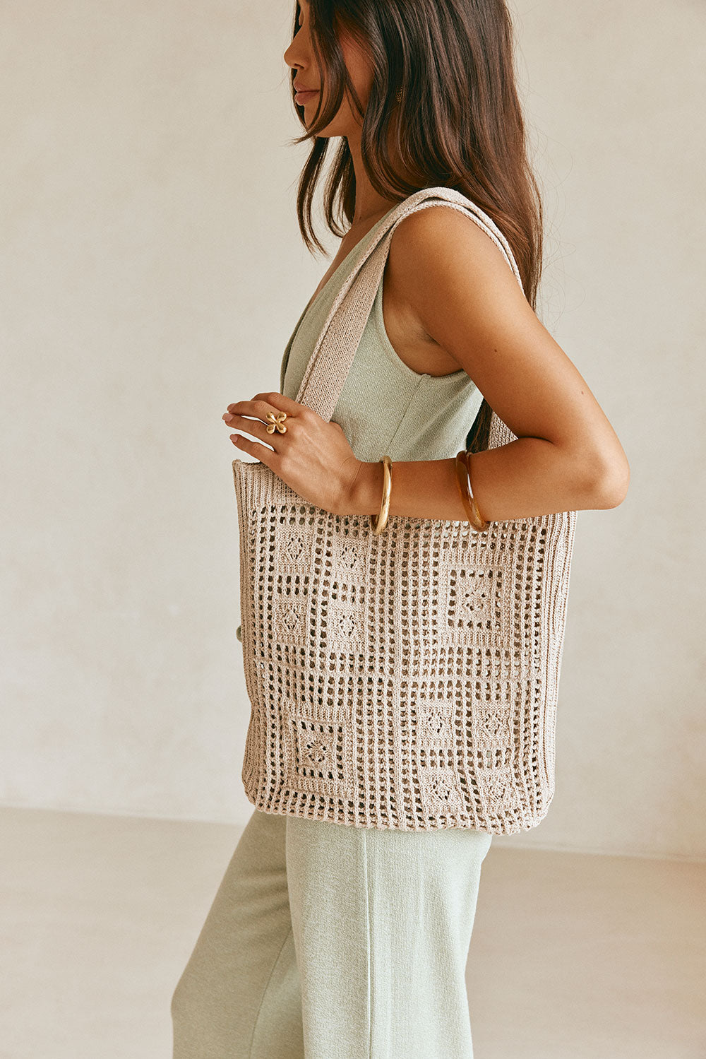 Beige Sia Handmade Crochet Tote Bag Ideal for Market and Beach Trips