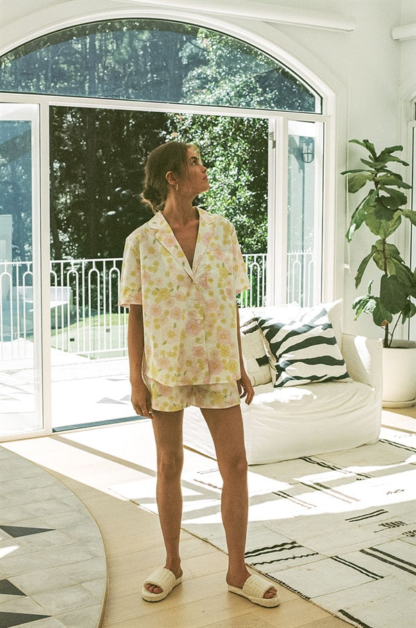 Floral Printed Siesta Pajama Set - Ideal Sleepwear for Relaxing