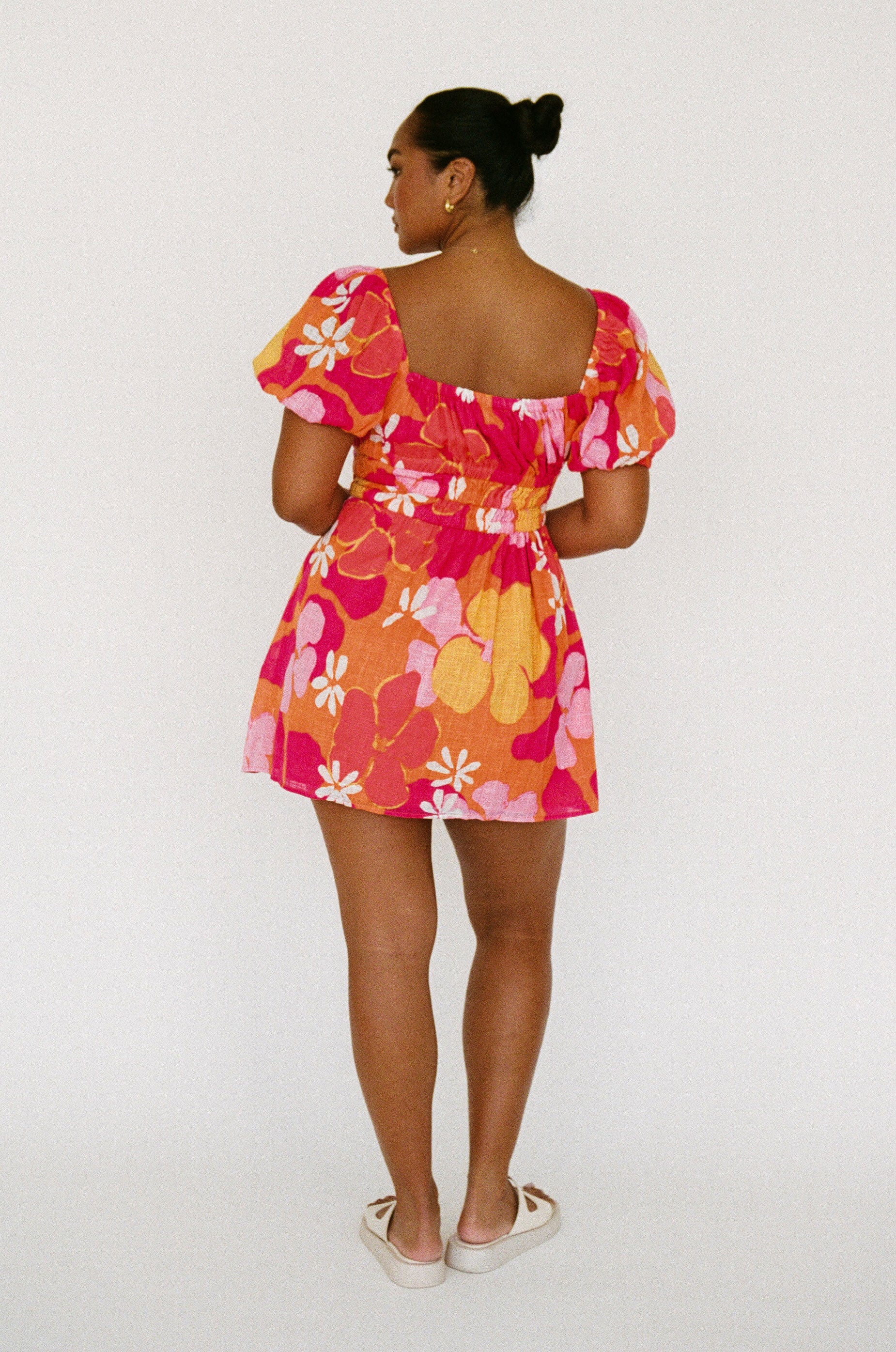 Amiyah Women's Babydoll Vacation Dress with Remi Sunset Print