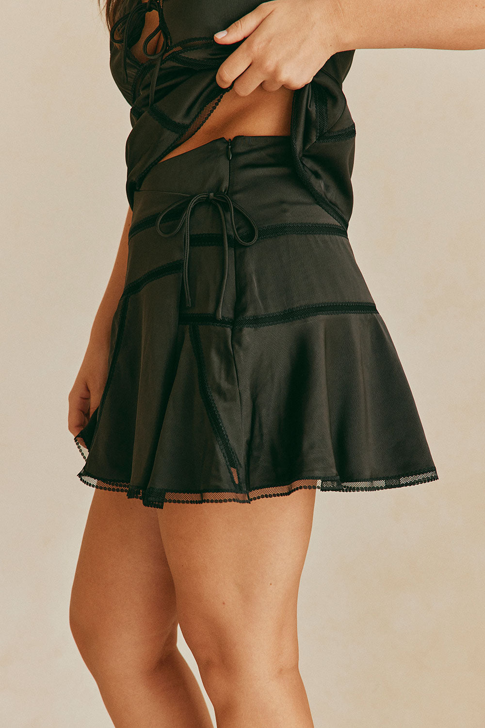 Elegant Black Sable Silky Women's Skirt