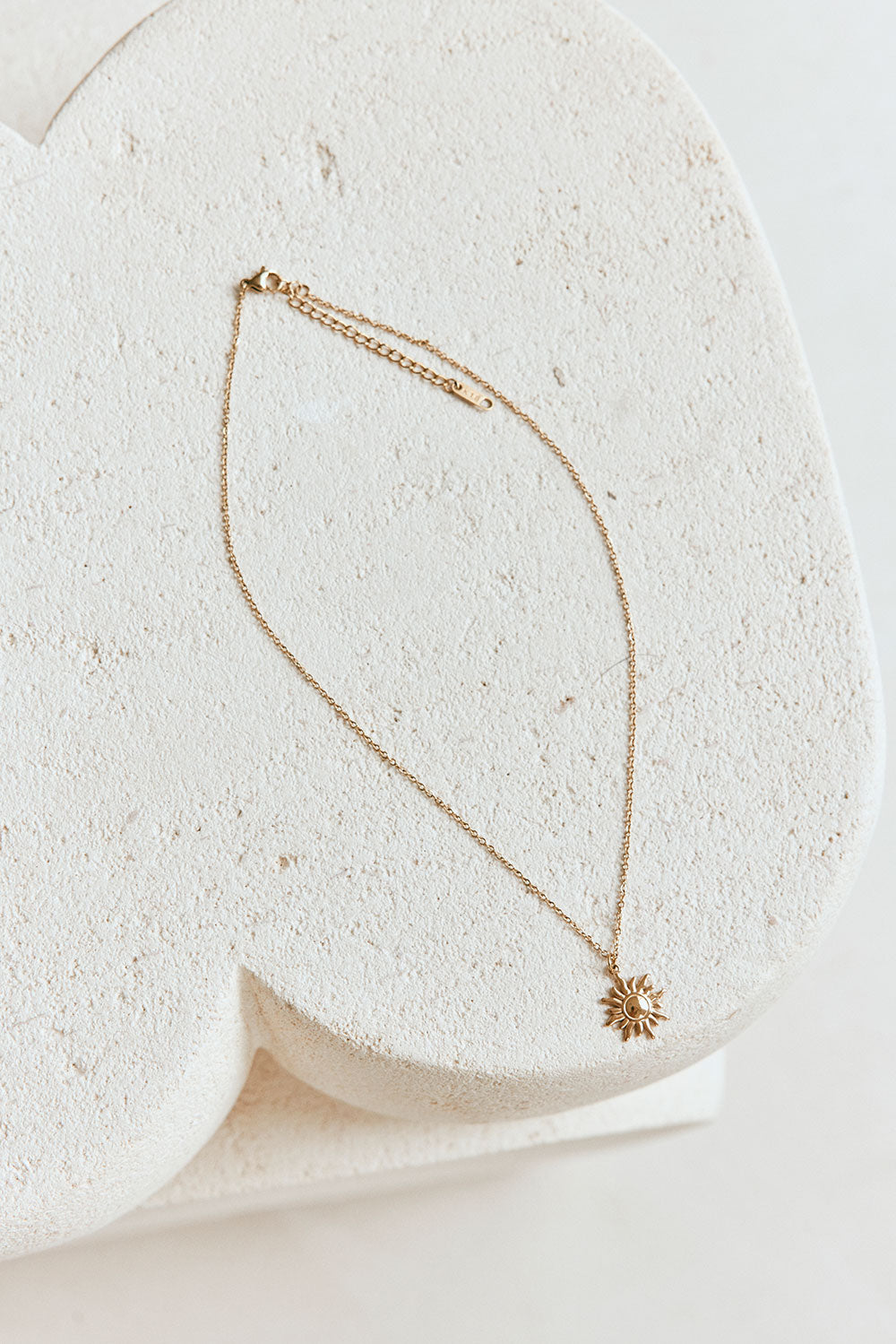 Stylish Gold-Toned Summer Sol Sun Pendant Necklace