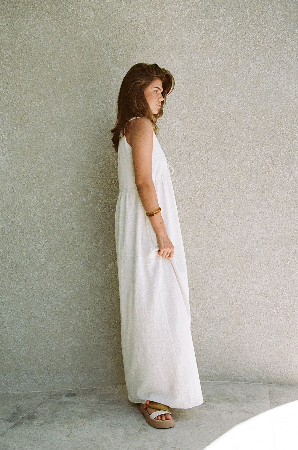 Exclusive White Hara Sample Dress - Perfect for Unique Style