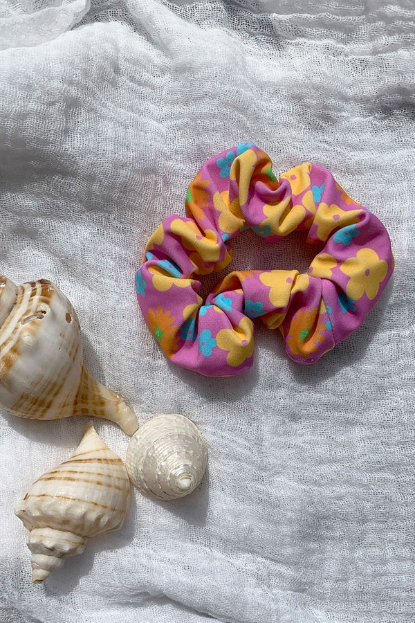 Gorgeous Pink Retro Floral Scrunchie for Beach Outfits