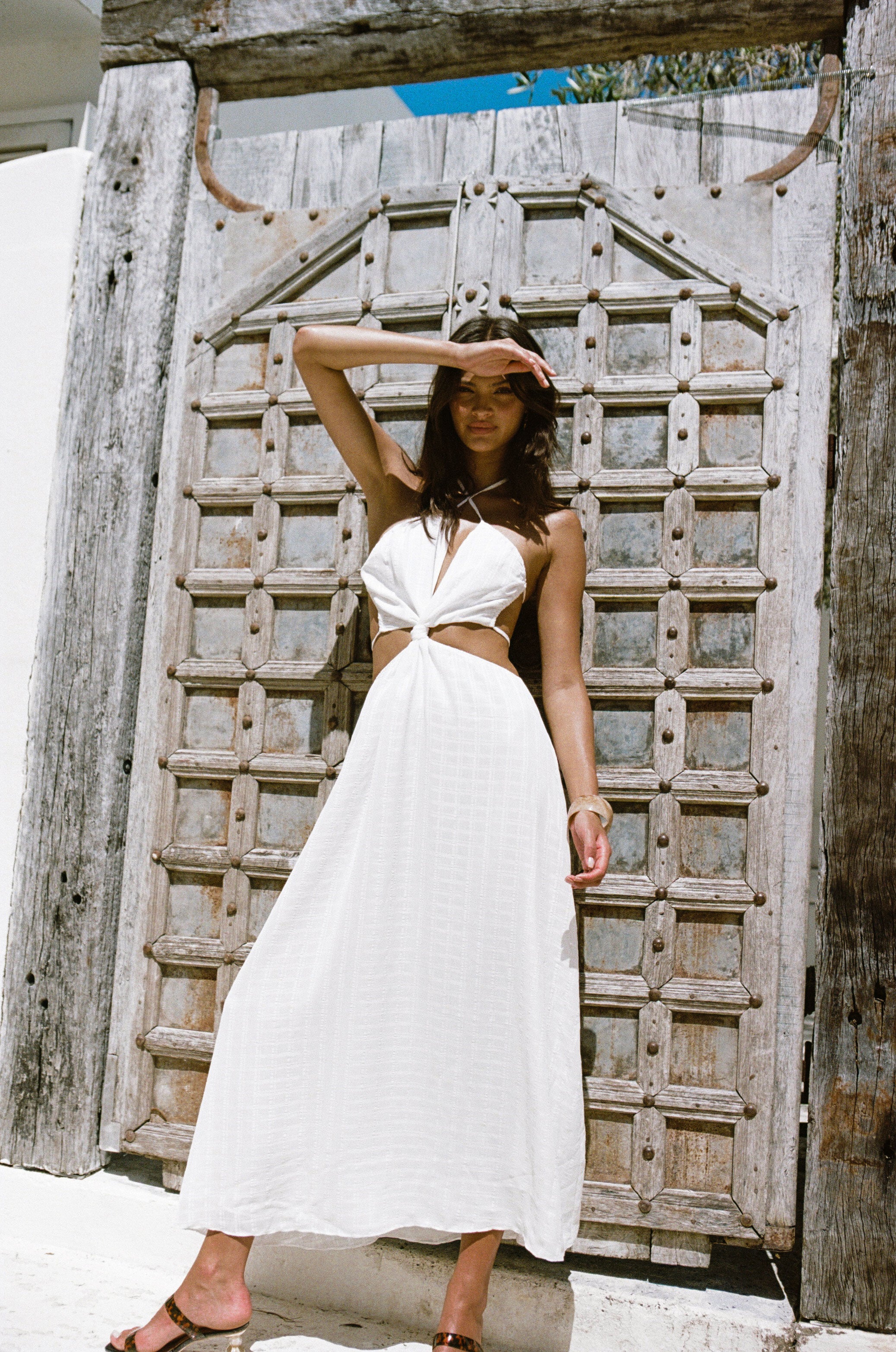 Exclusive Sabo-Designed White Lightweight Self Seersucker Serato Evening Dress