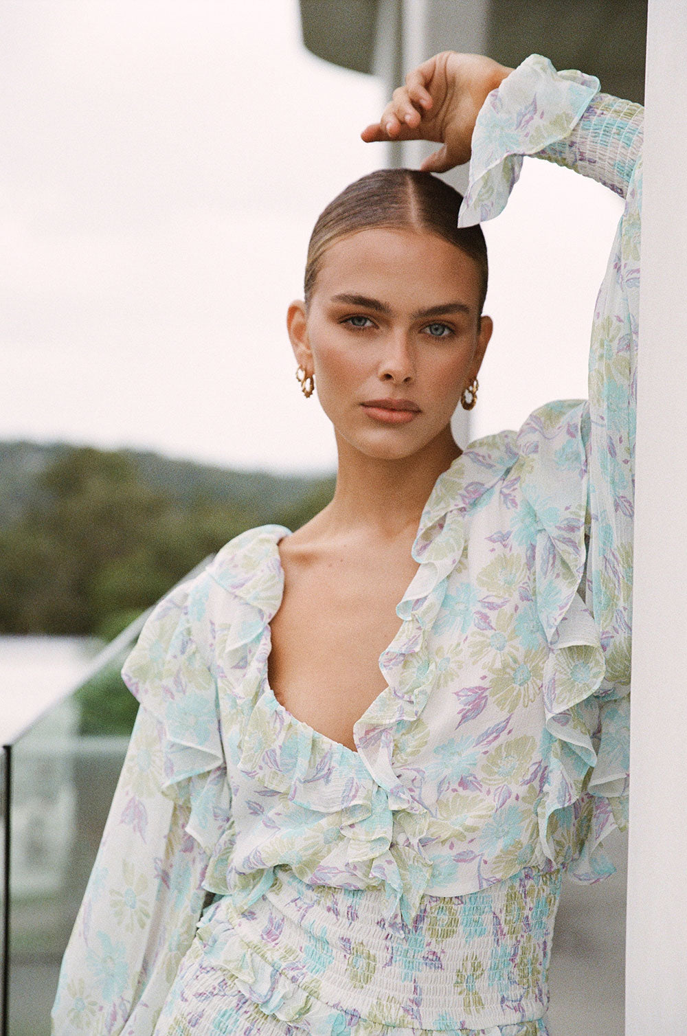 Stylish Floral Zaina Dress with Exclusive Blue Daisy Print
