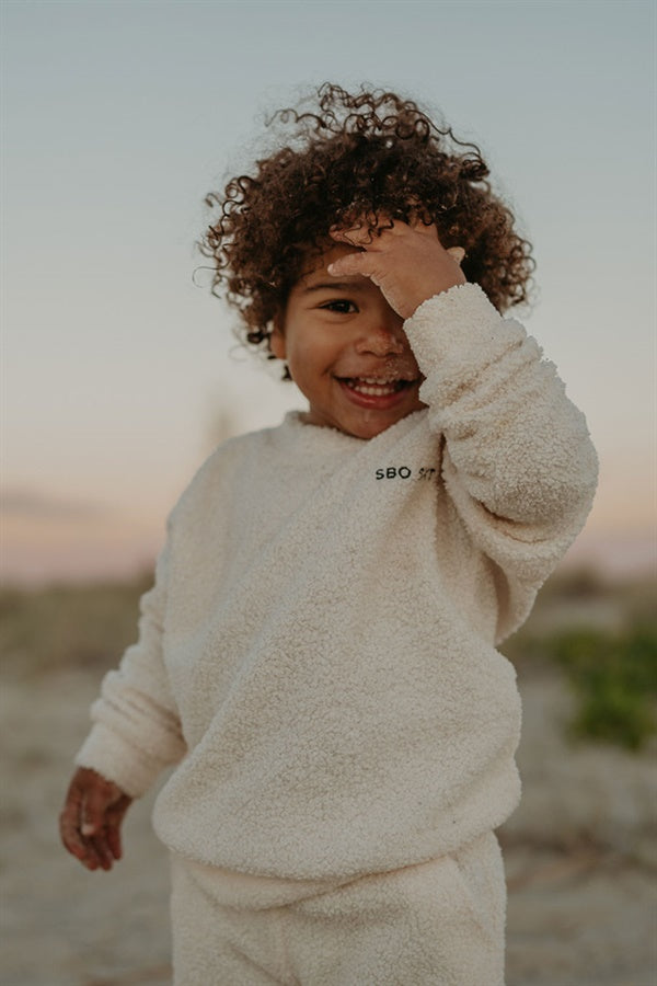 Cozy Sherpa Mini Crew - Style Sweater for a Twin Look