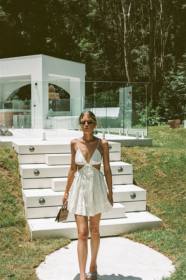 White Summer-Inspired Izabella Women's Dress for Flattering Look