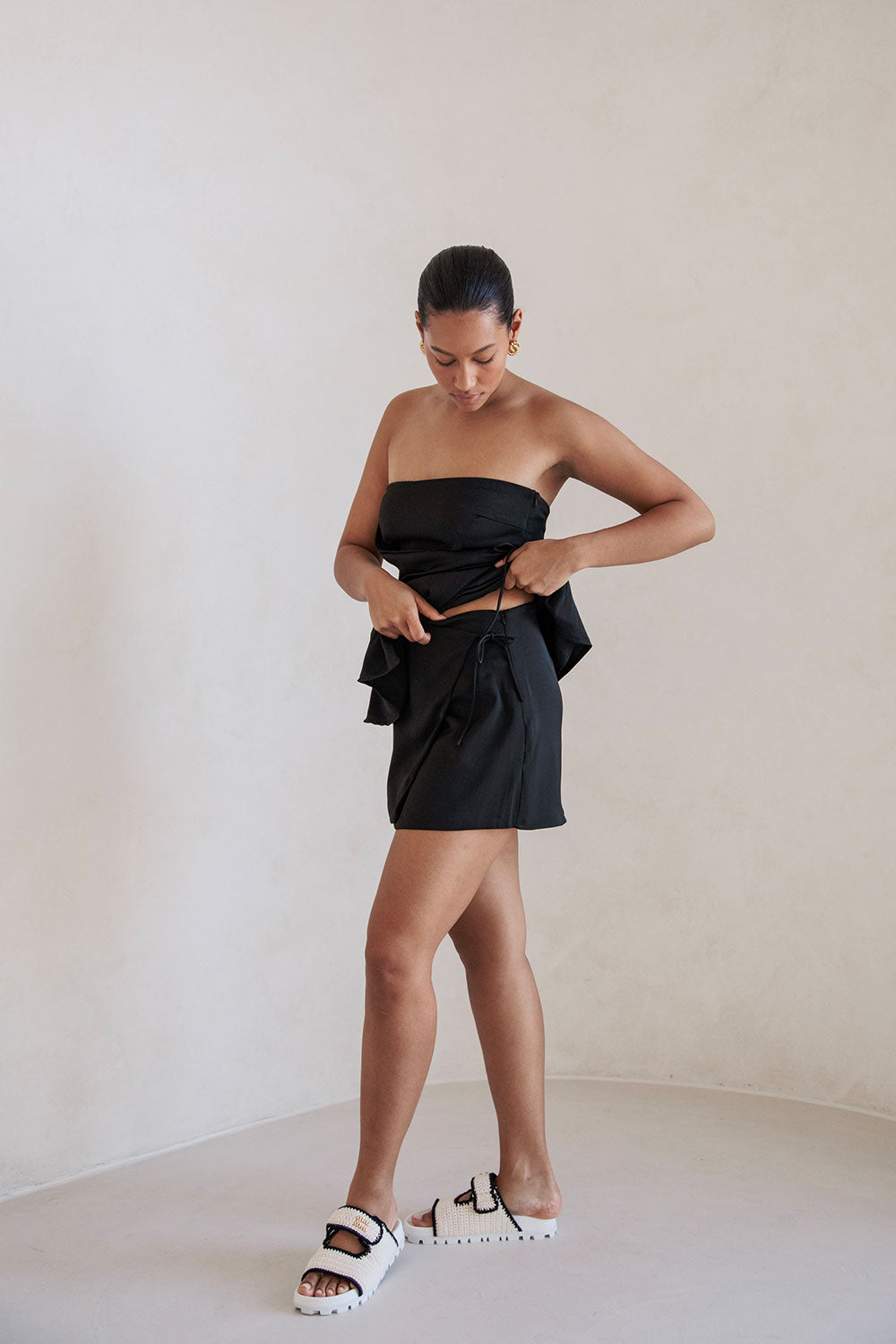 Black Elegant Strapless Kleo Women's Top