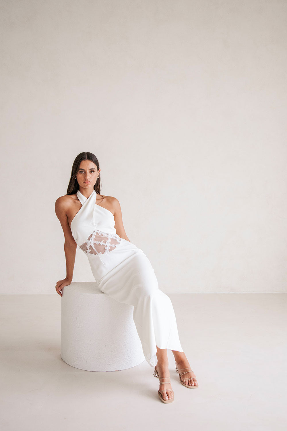 Elegant White Structured Suiting Behati Bridal Dress