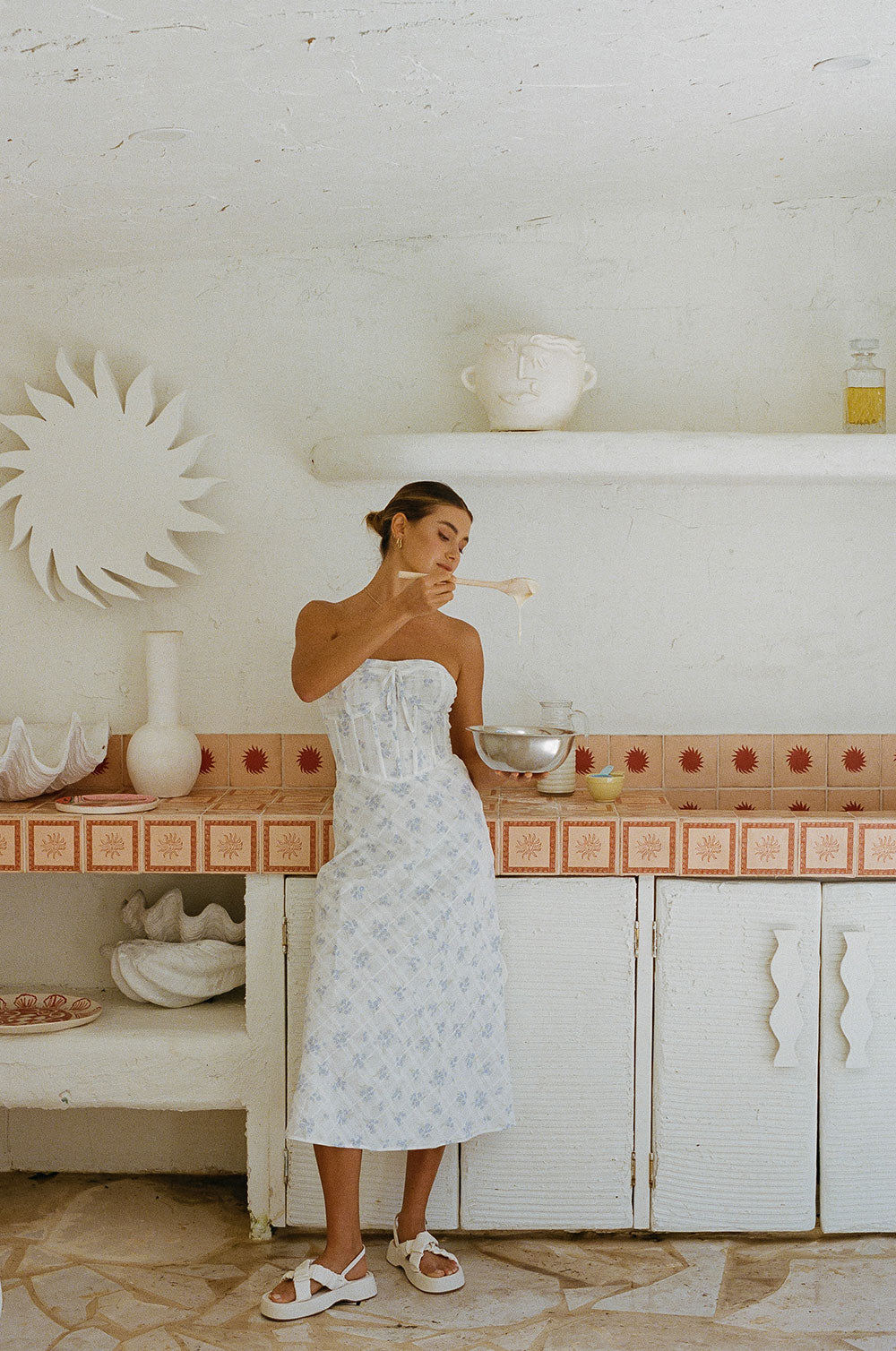 Exquisite Strapless Rumer Dress with Dainty Bouquet Print