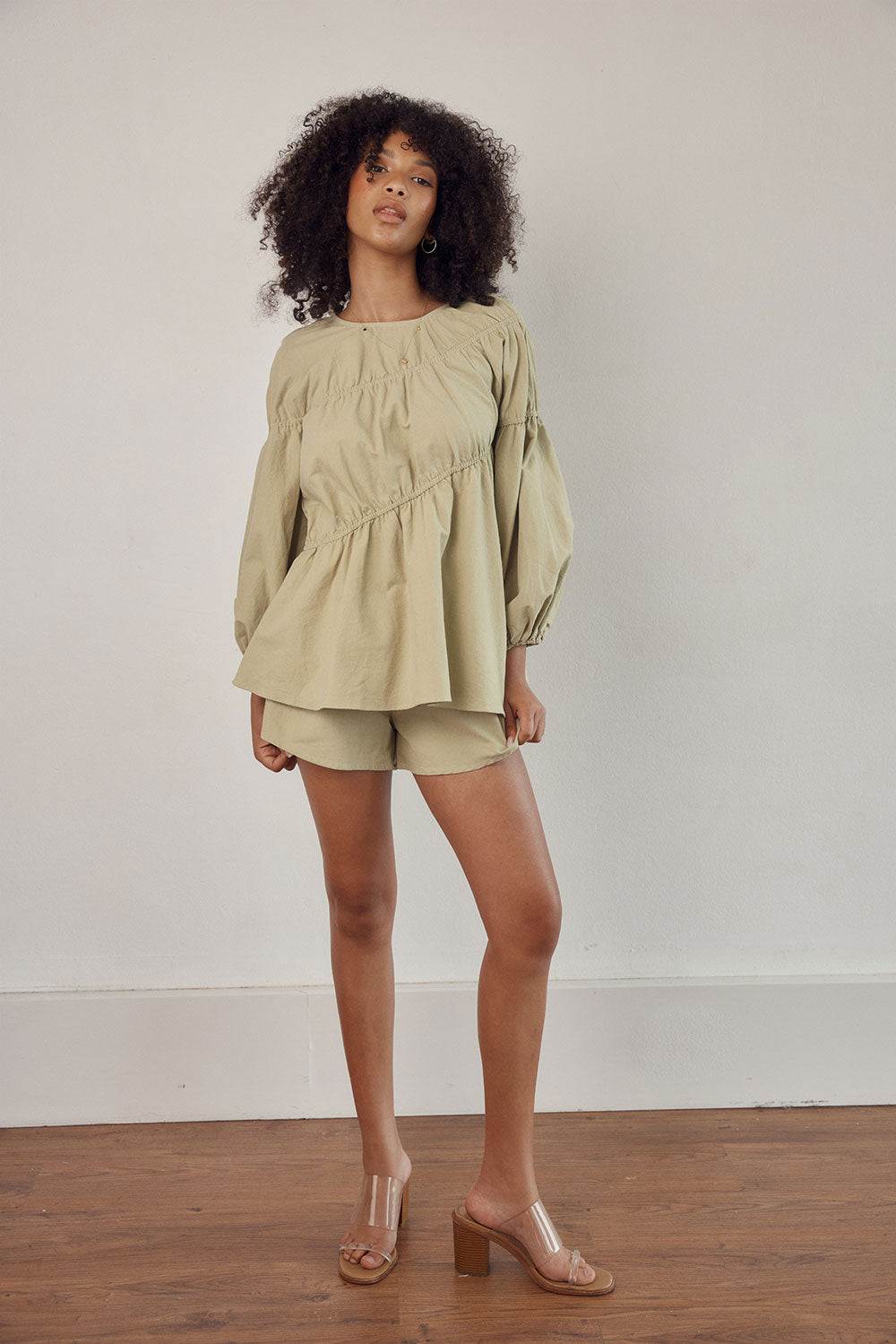 Unique XS Sample - Akel Top for Fashion Lovers