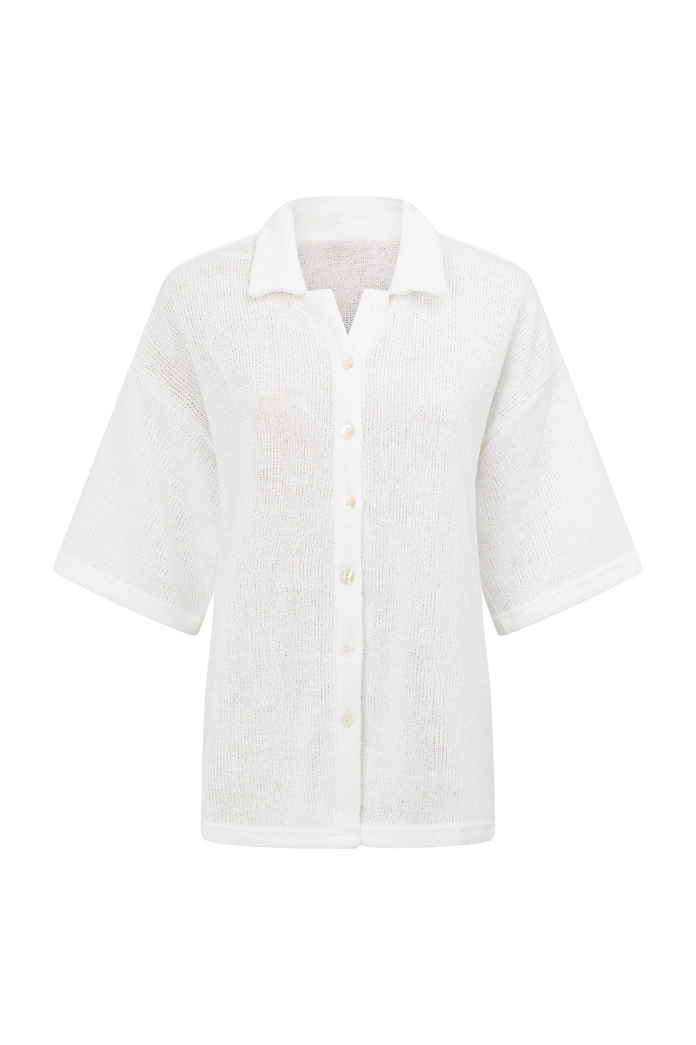 Chic White Knitted Kase Top for Vacation Look