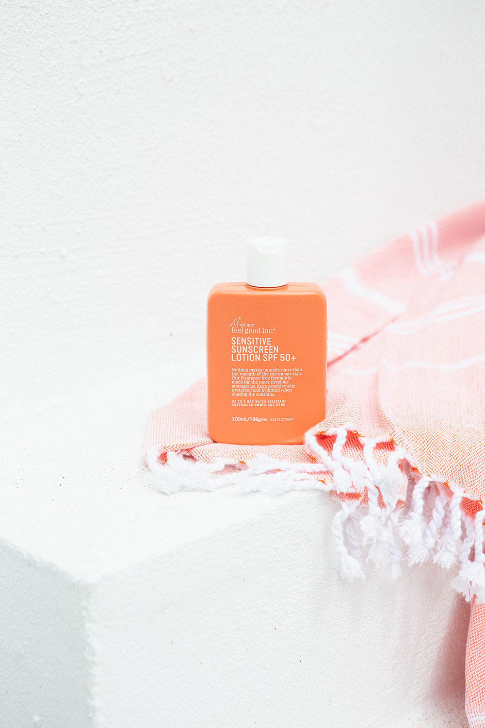 200ml Ultra - Gentle Fragrance - Free Sensitive Sunscreen SPF 50+