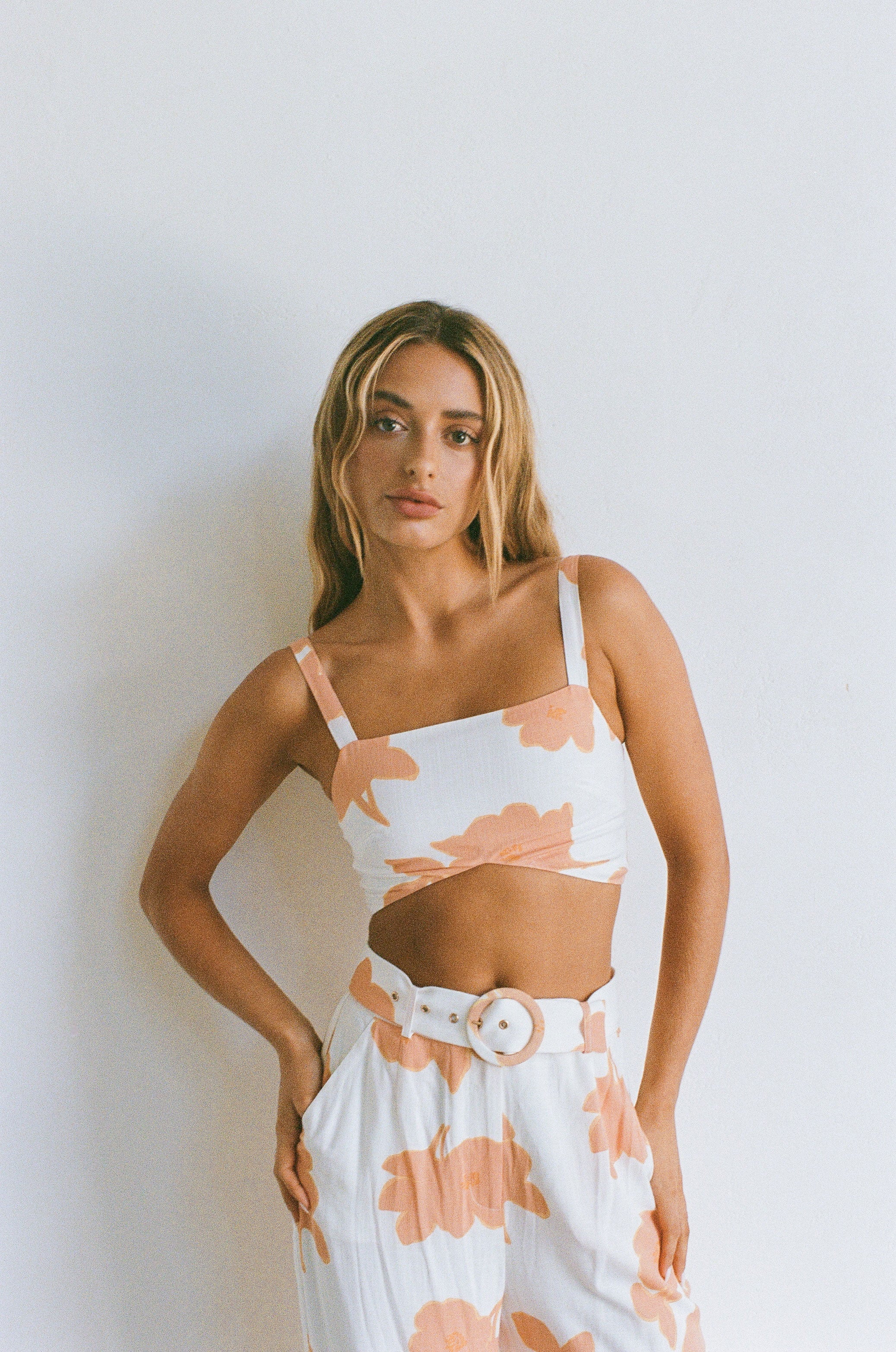 Exclusive Floret Print Viscose Hakura Retro-Inspired Top