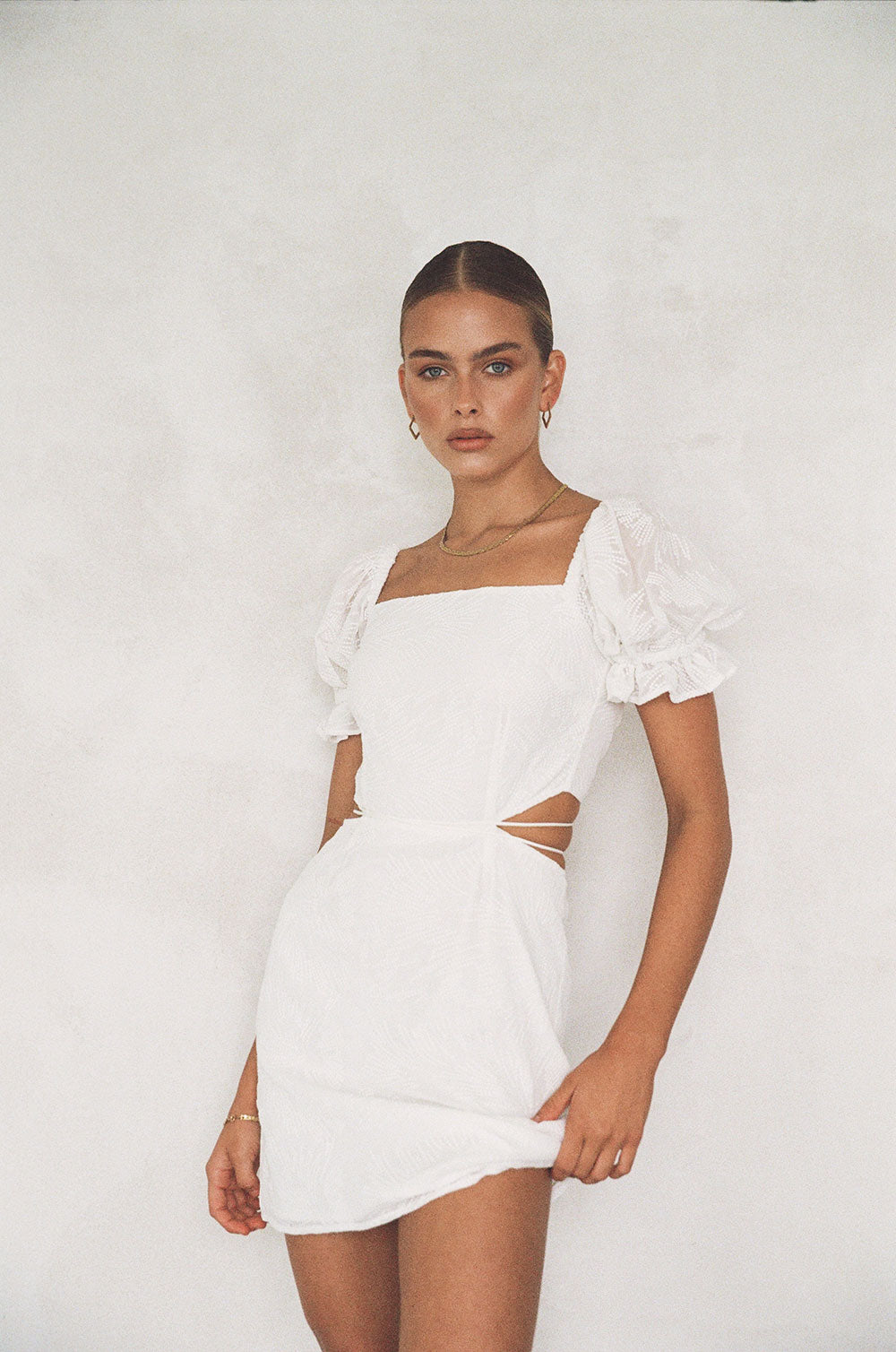 Exquisite Elisa White Embroidered Backless Bridal Dress
